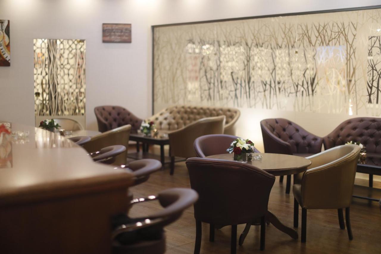 The Signature Hotel Ammán Kültér fotó