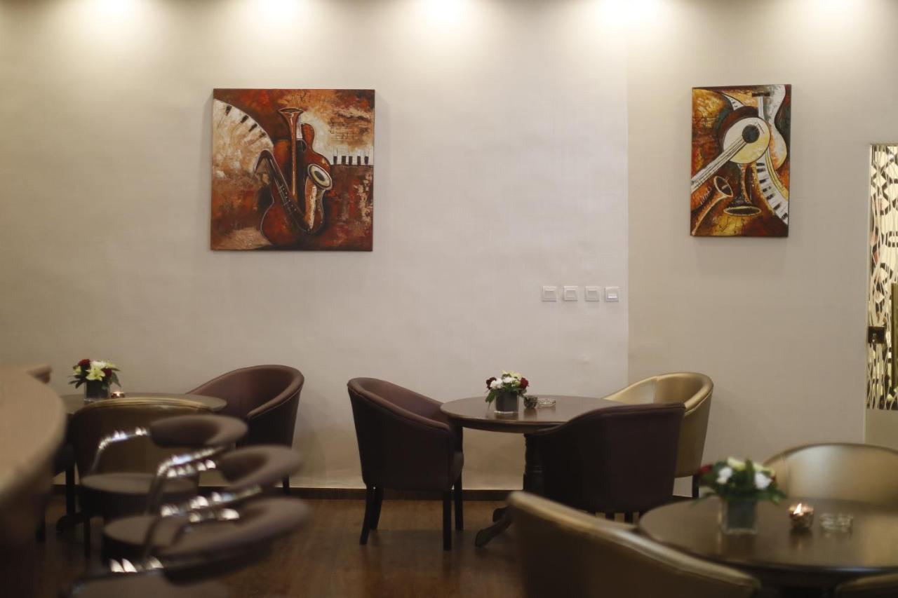 The Signature Hotel Ammán Kültér fotó