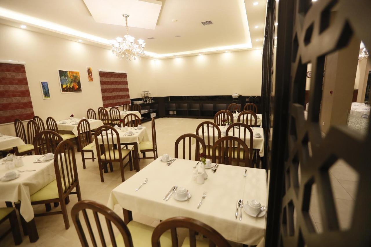 The Signature Hotel Ammán Kültér fotó