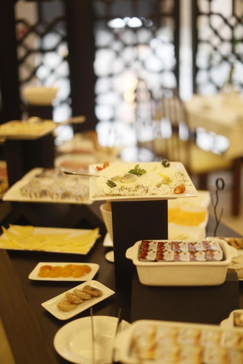 The Signature Hotel Ammán Kültér fotó